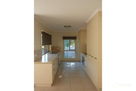 Property photo of 3 River Gum Close Eagle Point VIC 3878