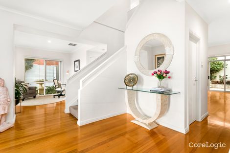 Property photo of 20 Swallow Street Port Melbourne VIC 3207