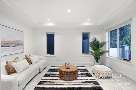 Property photo of 40 Maldives Drive Hillarys WA 6025
