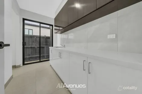 Property photo of 12 Kopico Street Clyde VIC 3978
