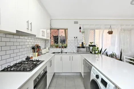 Property photo of 7/27 Third Avenue Campsie NSW 2194