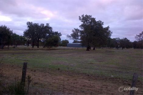 400 Kargotich Rd, Oakford, WA 6121