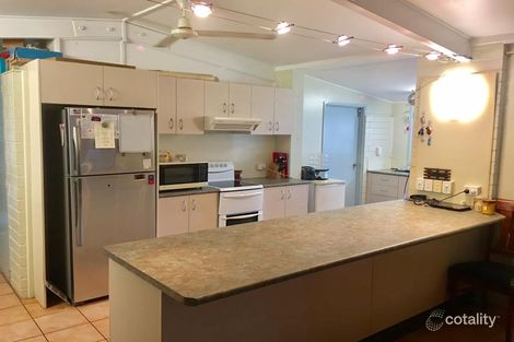Property photo of 6 Ina Court Rocky Point QLD 4874