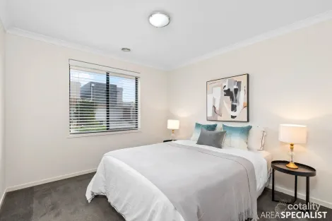 Property photo of 2 Exhibition Street Point Cook VIC 3030