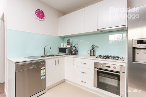 Property photo of 204/10 Alfrick Road Croydon VIC 3136
