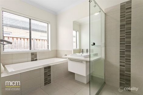 Property photo of 14 Circus Avenue Point Cook VIC 3030