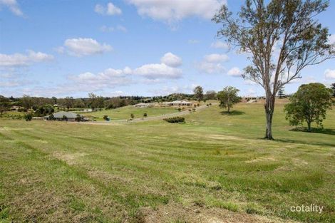 19 Rivergum Cl, Pie Creek, QLD 4570