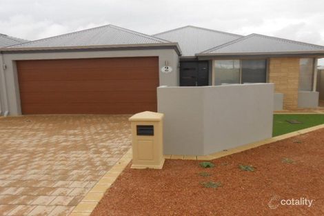 2 Niobe St, Wandina, WA 6530