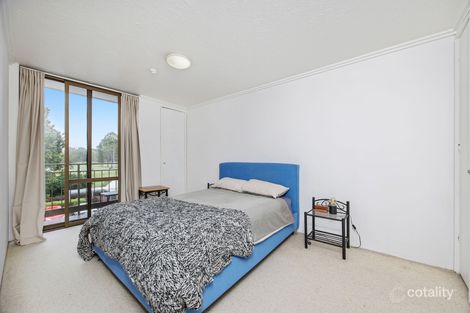 Property photo of 14/13-27 Fairway Drive Clear Island Waters QLD 4226