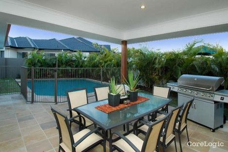 Property photo of 41 Calmwater Crescent Helensvale QLD 4212