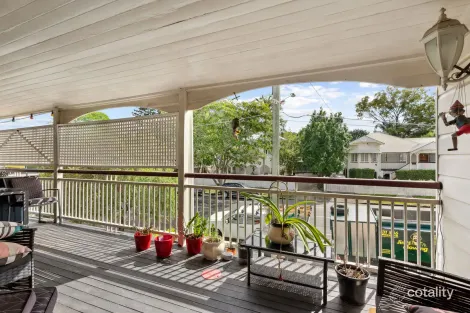Property photo of 5 Kent Road Wooloowin QLD 4030