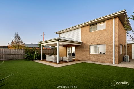Property photo of 17 Compass Way Mount Duneed VIC 3217