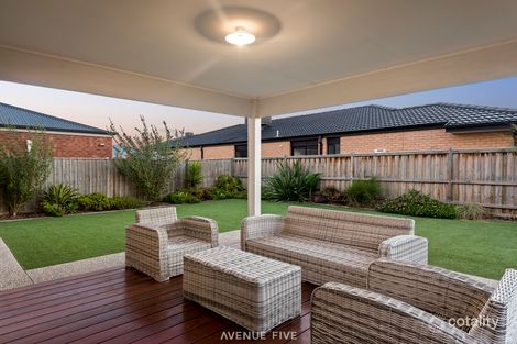 Property photo of 17 Compass Way Mount Duneed VIC 3217