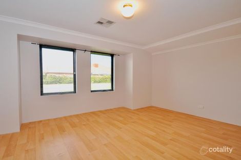 Property photo of 15 Weybridge Drive Wellard WA 6170