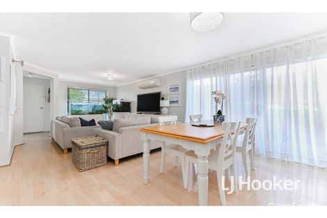 Property photo of 2 The Glade Hampton Park VIC 3976