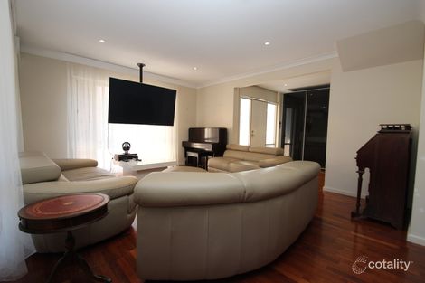 Property photo of 2/384 Waverley Road Mount Waverley VIC 3149