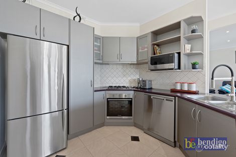 Property photo of 6 Alpina Place Kangaroo Flat VIC 3555