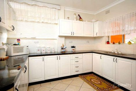 Property photo of 70 Clarendon Road Peakhurst NSW 2210