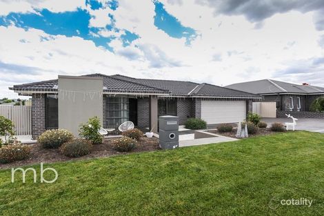 Property photo of 13 Pippin Way Orange NSW 2800