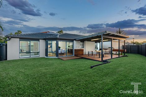 Property photo of 14 Holland Place Carindale QLD 4152