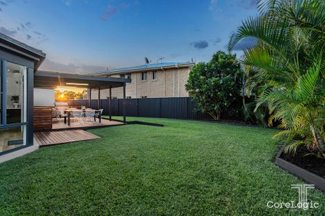 Property photo of 14 Holland Place Carindale QLD 4152