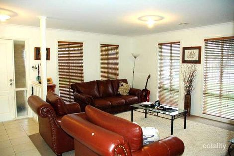 Property photo of 10 Athena Court Cranbourne VIC 3977