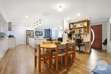 Property photo of 3 Rowen Court Lavington NSW 2641