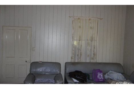 Property photo of 34 Commonwealth Street Clifton QLD 4361