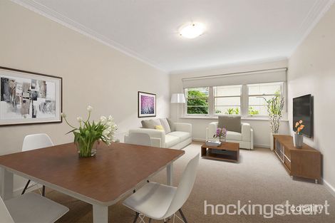 Property photo of 10/91 Ormond Esplanade Elwood VIC 3184