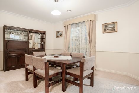 Property photo of 10 Edgbaston Circuit Berwick VIC 3806