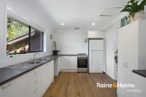 Property photo of 40 Melaleuca Crescent Tascott NSW 2250