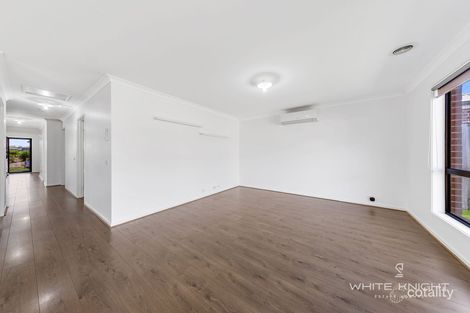 Property photo of 23 Wright Circuit Fraser Rise VIC 3336