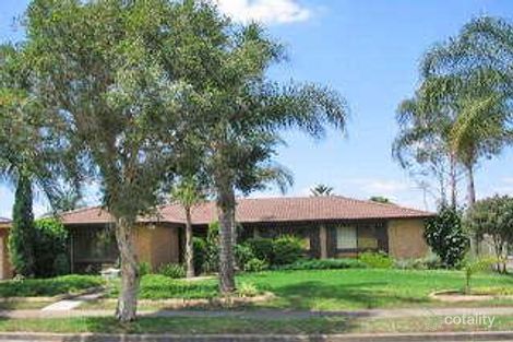 7 Denbern St, Dean Park, NSW 2761