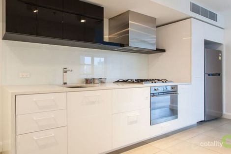 Property photo of 2107/27 Little Collins Street Melbourne VIC 3000