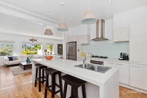 Property photo of 711 Barrenjoey Road Avalon Beach NSW 2107