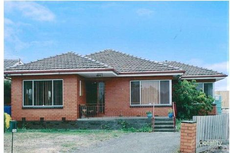 104 Tunaley Pde, Reservoir, VIC 3073