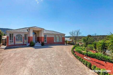 Property photo of 13 St Andrews Way Darley VIC 3340