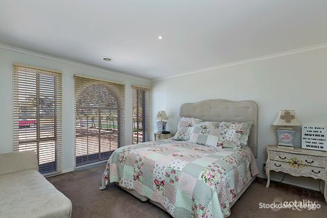 Property photo of 13 St Andrews Way Darley VIC 3340