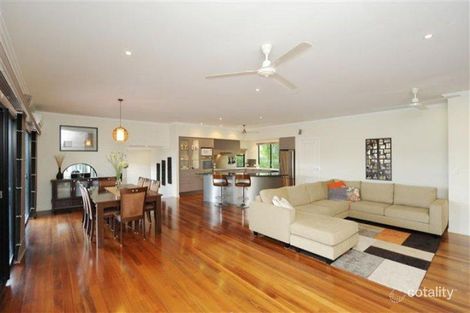 Property photo of 5 View Point Way New Auckland QLD 4680
