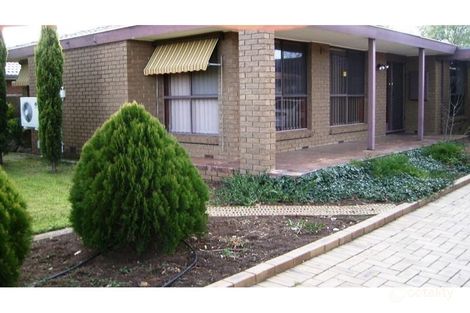 28 Oneills Rd, Melton, VIC 3337