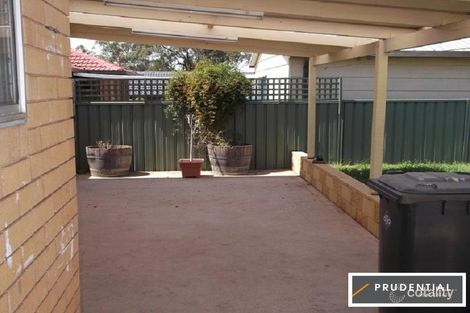 Property photo of 2 Flax Place Macquarie Fields NSW 2564