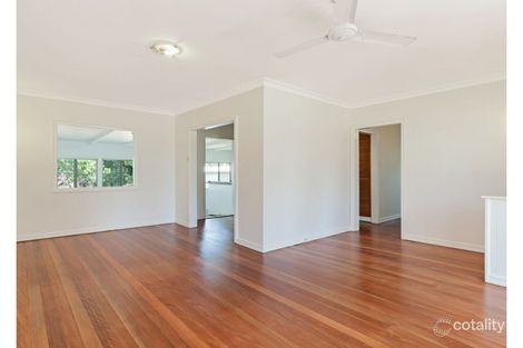 Property photo of 4 Gresford Street Chermside West QLD 4032