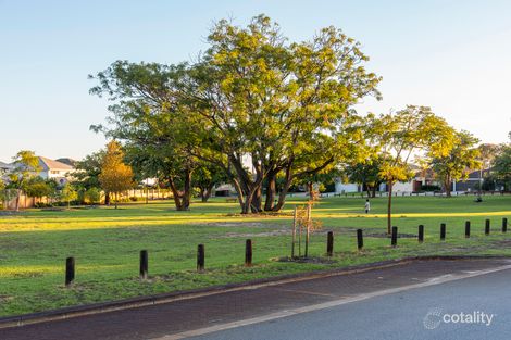 Property photo of 4 Atlantic Bend Bassendean WA 6054