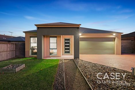 Property photo of 15 Charlbury Crescent Cranbourne North VIC 3977