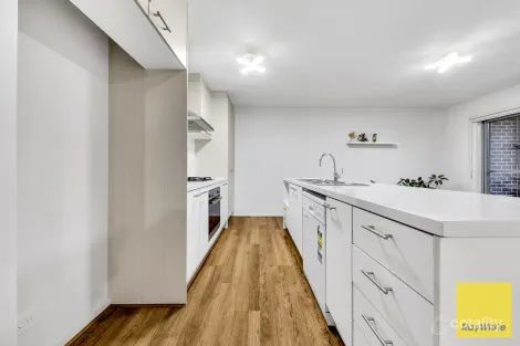 Property photo of 11/5 Thomas Carr Drive Tarneit VIC 3029