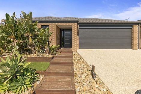 Property photo of 215 Botanica Springs Boulevard Brookfield VIC 3338