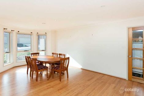 Property photo of 51 Unwin Avenue Jerrabomberra NSW 2619