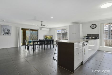 Property photo of 15 Regal Crescent Narangba QLD 4504