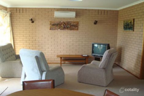 2/32a Bruce St, Mallacoota, VIC 3892