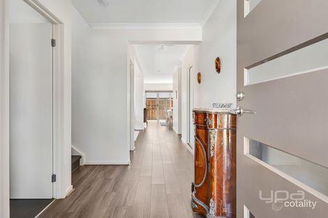 Property photo of 24A Rathdowne Drive Mickleham VIC 3064